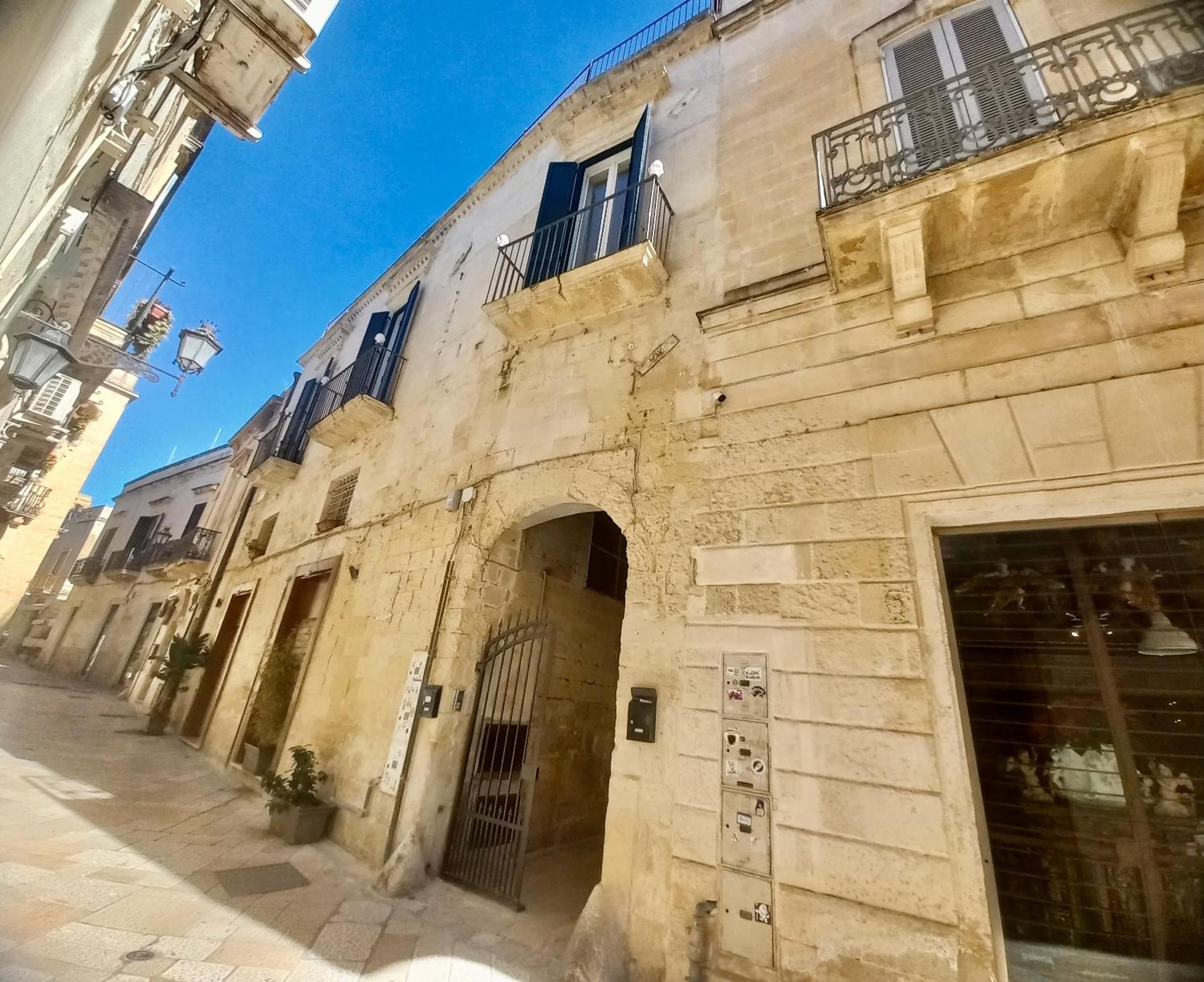 Li Frati Suite Lecce Eksteriør billede